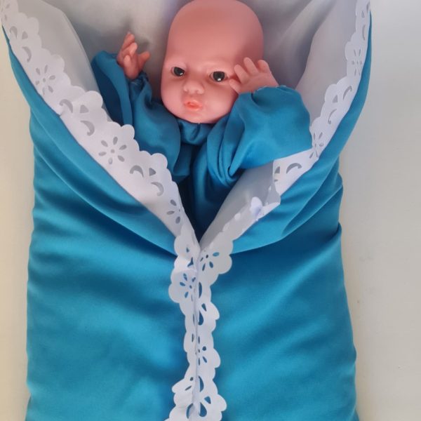 boneca bebe fantoche eletroradiobraz branca e azul frente scaled 2.jpeg